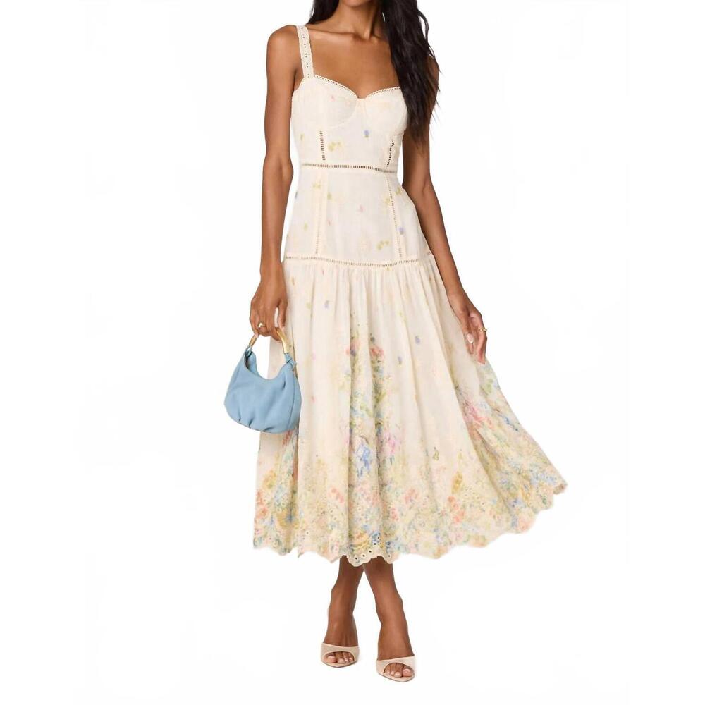 NEW ASTR pellagia floral dress in cream - Picture 3 of 6
